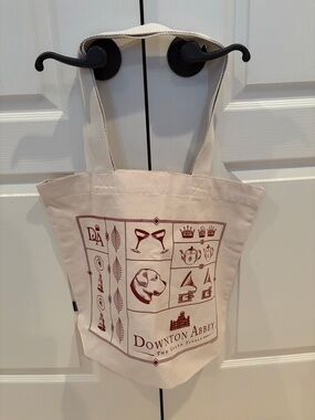 NWT Cream Canvas Downton Abbey Grand Finale Official Tote Bag